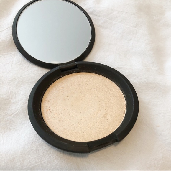 Becca Highlights - Picture 5 of 9